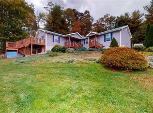 22 Archery Ln #20/22, Asheville, NC 28806