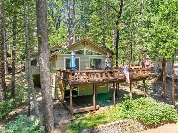 807 Blue Lake Springs Dr, Arnold, CA 95223