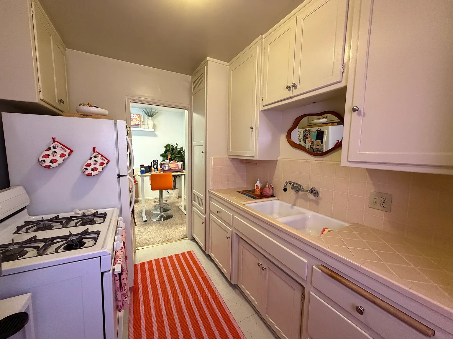 1 bed, 650 sqft, $2,395 — Photo 4