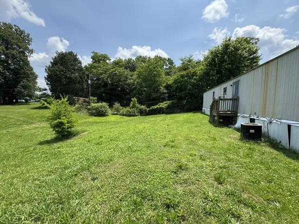 4565 Old Ashland City Rd S, Clarksville, TN 37043
