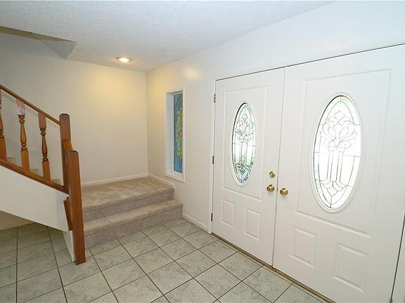 4th image of 16024 Glen Haven Dr