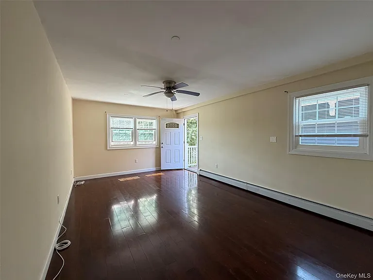 422 E Chester St #2 — Photo 4