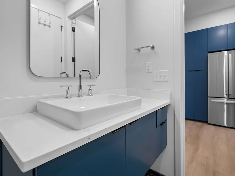 500 Merritt Ave #207 — Photo 8