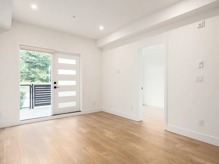 14398 60th Ave #108 — Photo 3