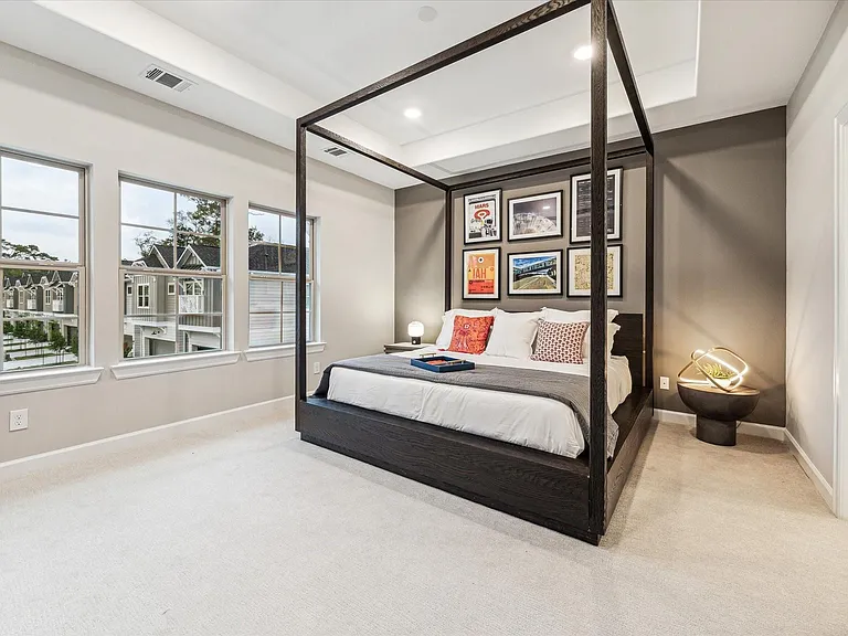 810 Glowing Dawn Dr — Photo 21
