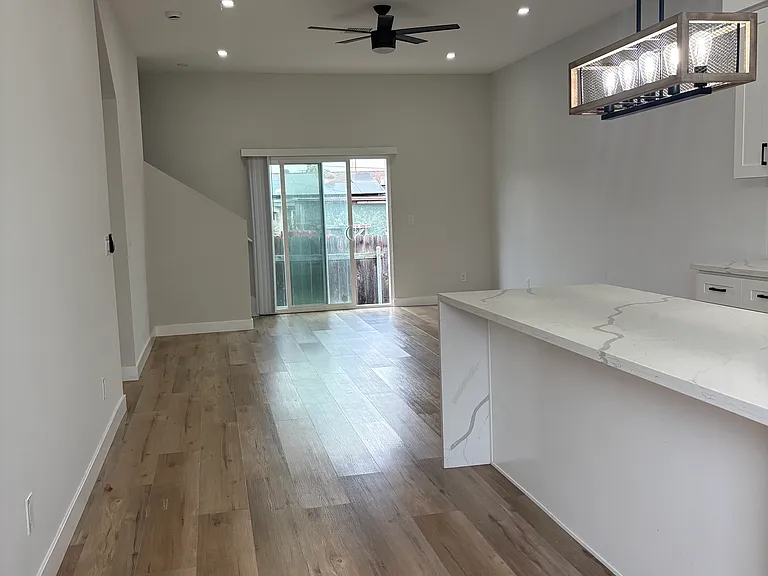 1226 Fern Ave #1 — Photo 7