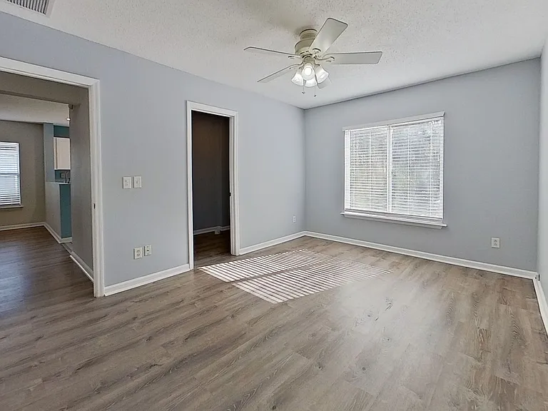 796 Wynfield Cir — Photo 11