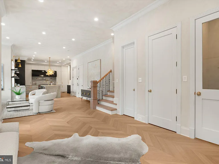1115 Rhode Island Ave NW — Photo 6
