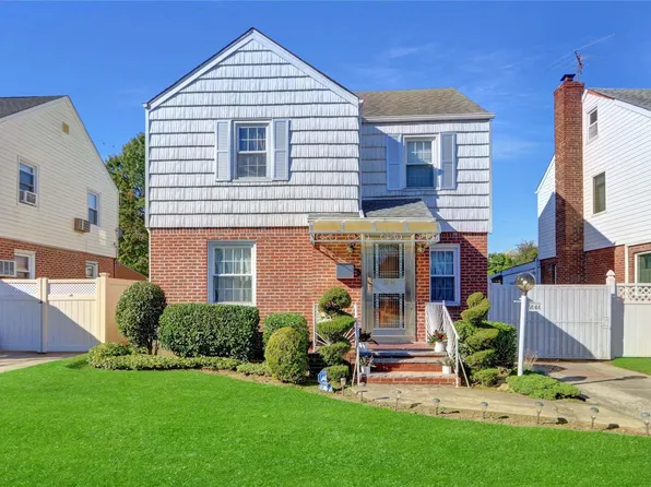 58-44 212th Street, Bayside, NY 11364