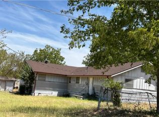 8090 Portwood Rd, Azle, TX 76020