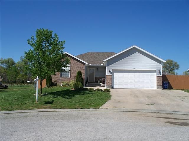 1st image of 1001 Amber Dr