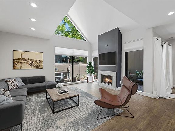4th image of 213 Litchfield Lane #76