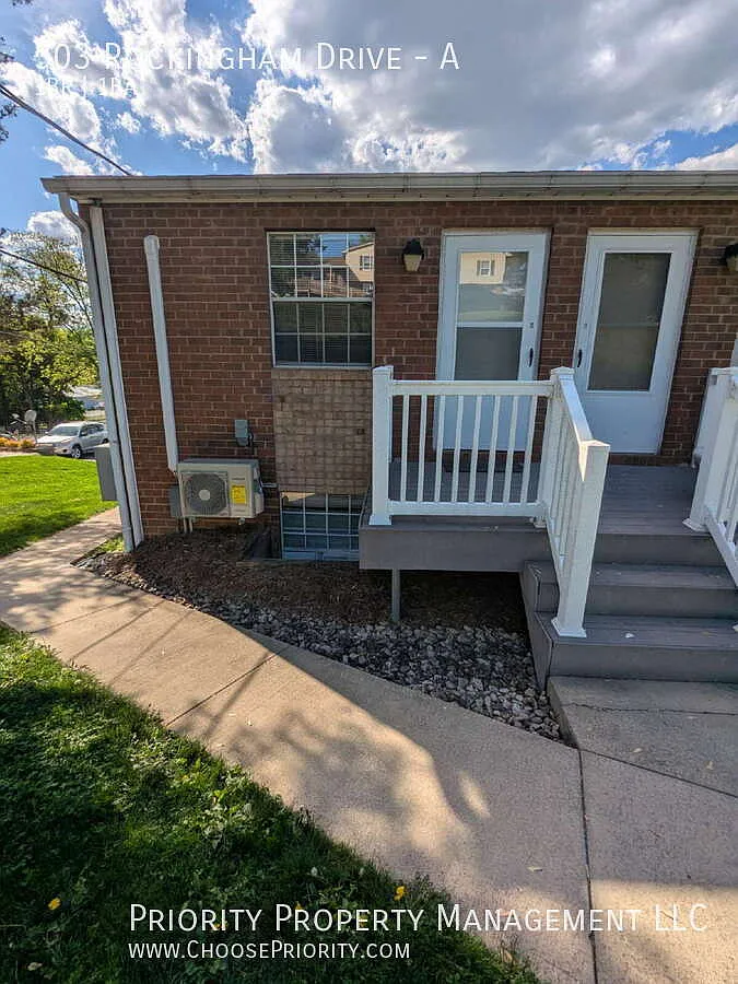 Building Photo - 303 Rockingham Dr #A