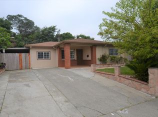 121 Luna Dr, Vallejo, CA 94591
