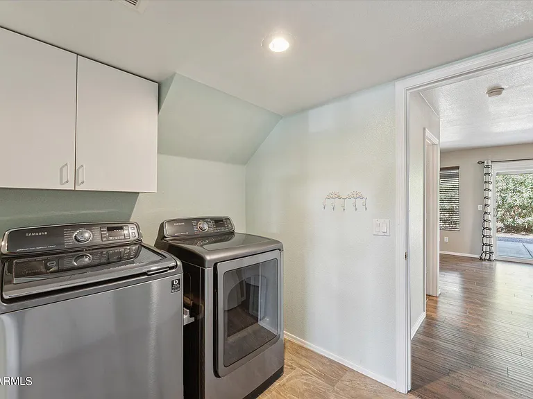 181 S Tiago Dr — Photo 19
