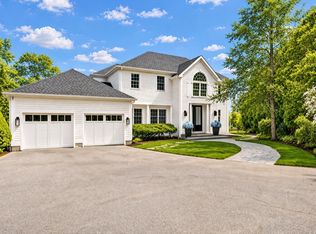 3 E High St, Dartmouth, MA 02748