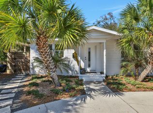 385 1st St, Atlantic Beach, FL 32233