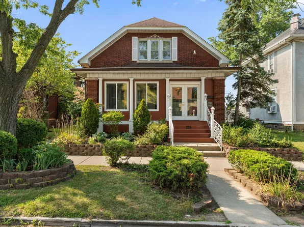 225 Detroit St, Michigan City, IN 46360