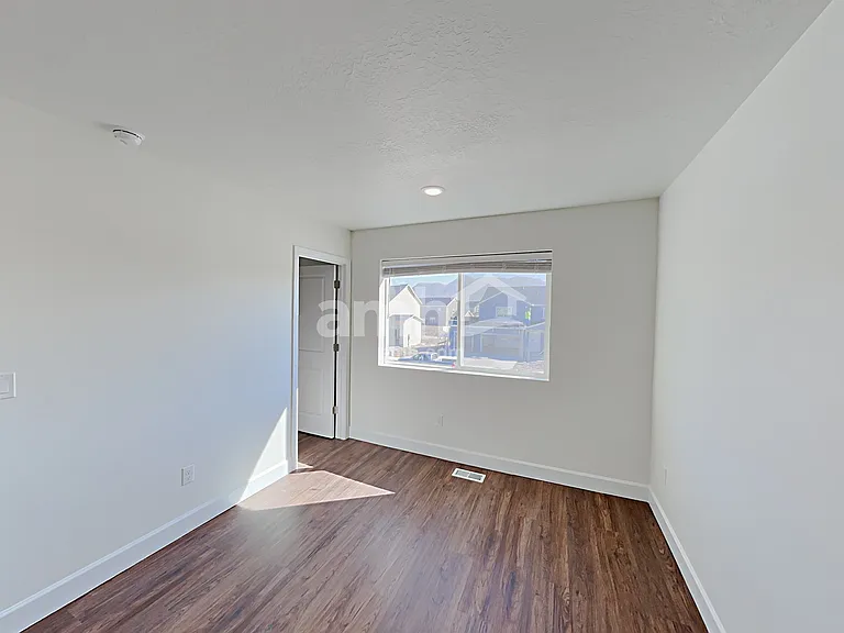 291 N Gibbons Ln — Photo 25