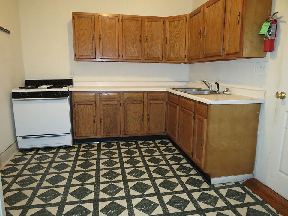 Unit 1 Kitchen