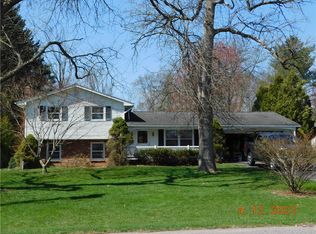 1977 Dublin Rd, Penfield, NY 14526