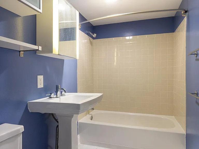 1728 Mount Vernon St #4 — Photo 10