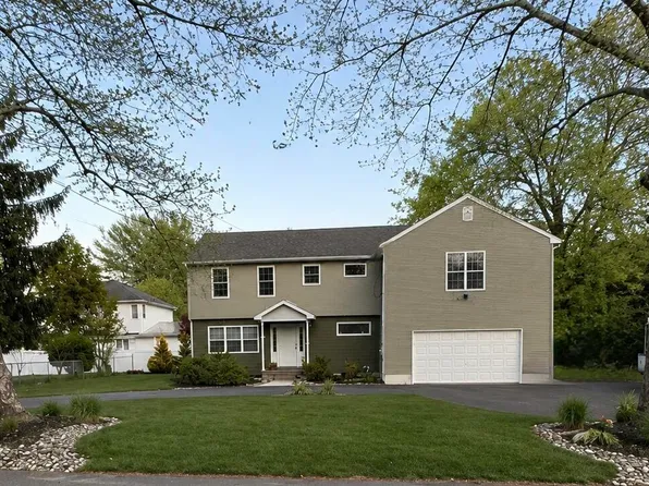 19 Forest Hill Avenue, Jackson, NJ 08527