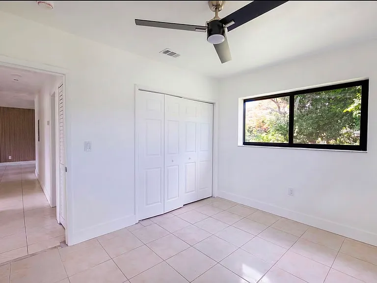 2015 NW 132nd St — Photo 11