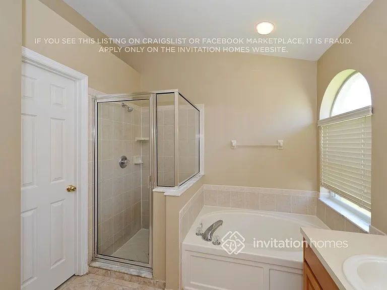 4438 Beaumaris Dr — Photo 16