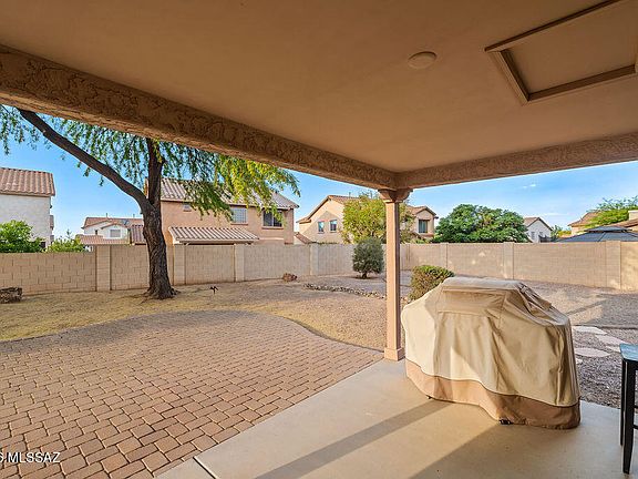 3rd image of 508 W Camino Parrilla