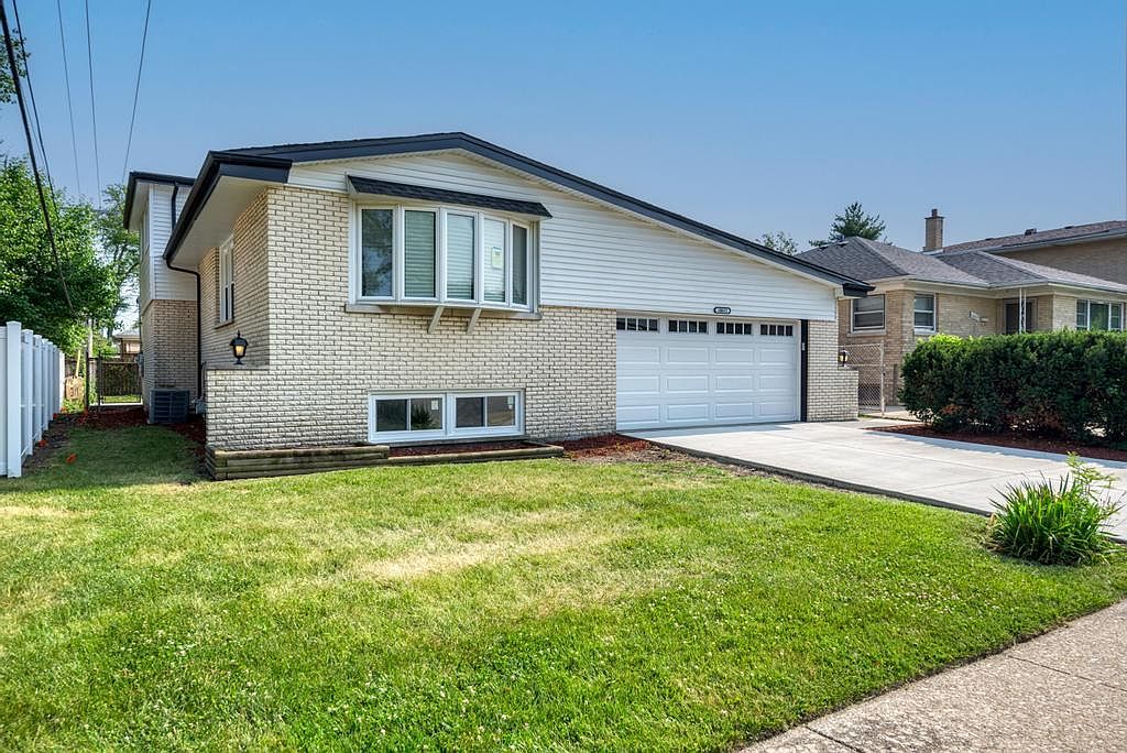10611 Windsor Dr, Westchester, IL 60154 MLS 11813562 Zillow