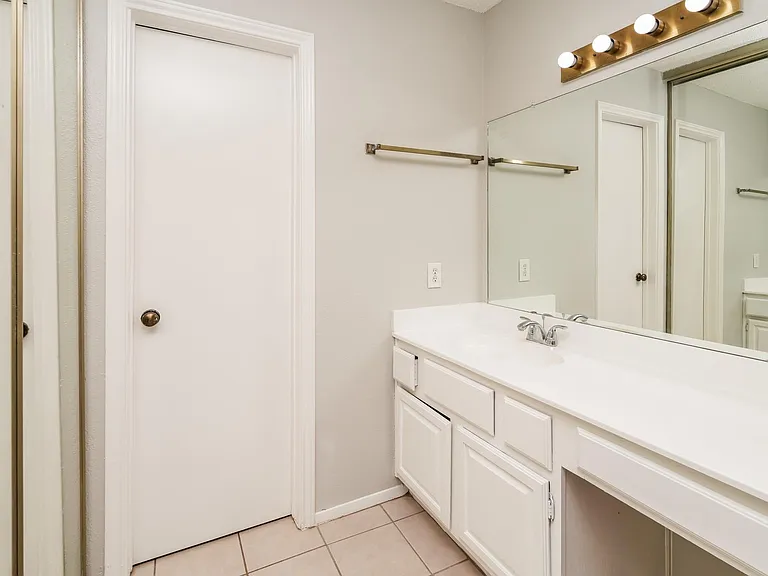 200 Pecan Dr #702 — Photo 14