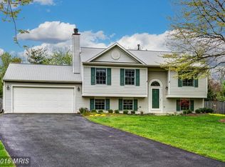 8317 Jumping Field Ct, Ellicott City, MD 21043