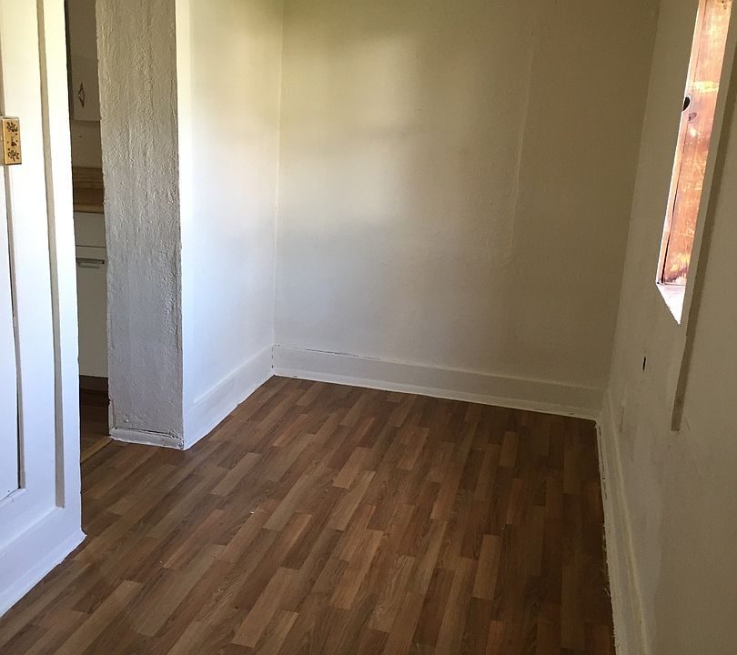 JGOFF North 6th Apartments Miles City, MT Zillow