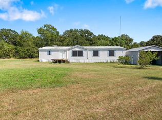 8277 Shady Ln, Bryan, TX 77808