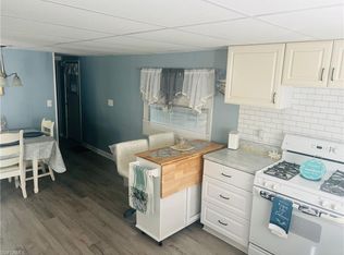 471 Palm DR #310, NAPLES, FL 34114