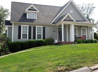 7174 Snapdragon Ln, Ooltewah, TN 37363