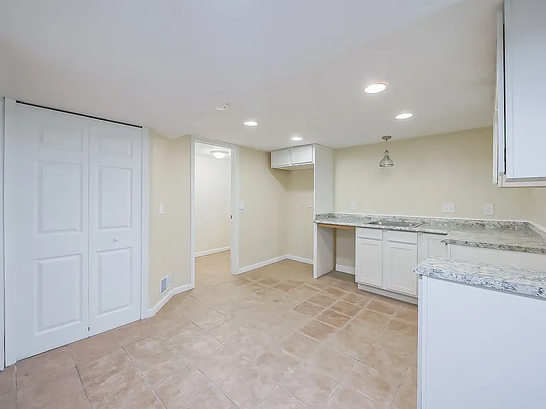 8701 Brookville Rd — Photo 26