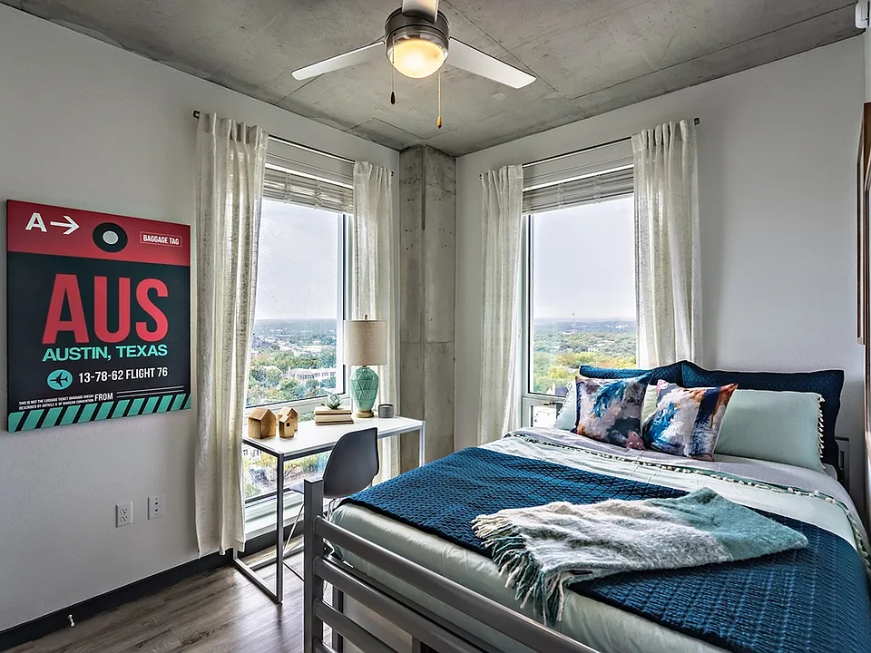 Bedroom 3Signature 1909 - Luxury Off-Campus Apartments Near University of Texas Austin UT - 1909 Rio Grande Street