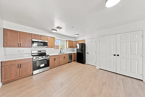 2324 W Lone Cactus Dr #11 Photo 1 2324 W Lone Cactus Dr #11 Photo 1