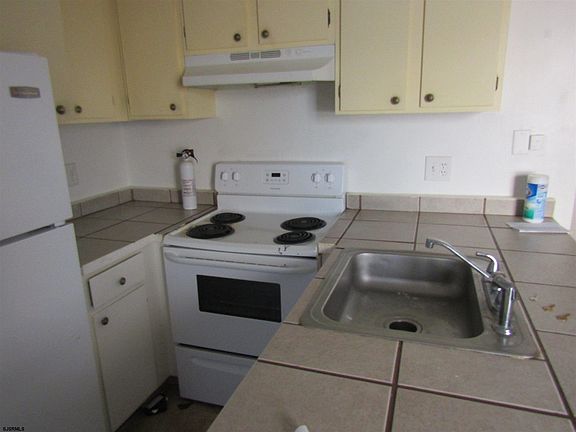 4th image of 114 N Mississippi Ave 3-unit 3RDFLOOR