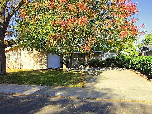 1st image of 7519 Rosewood Dr