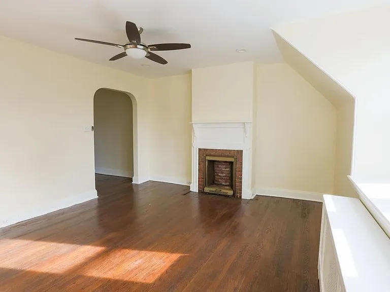 1011 S 49th St #3 — Photo 4