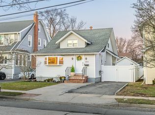 251 Forest Avenue, Lynbrook, NY 11563