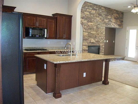 4th image of 8424 Benidorm Ave