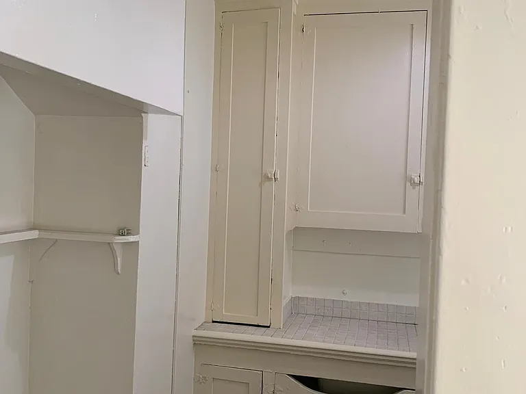 546 Cedar Ave #B — Photo 11