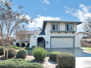 908 Sentinel Dr, La Verne, CA 91750