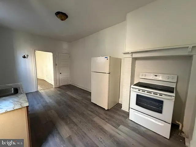 347 E King St #1 — Photo 3