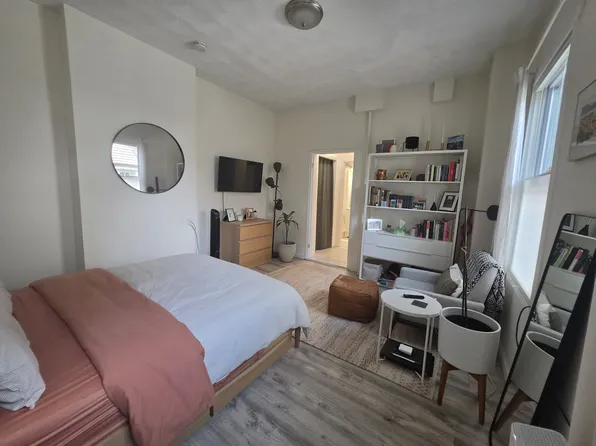 48 Highland Ave APT 2, Somerville, MA 02143