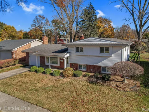 14724 Park St, Livonia, MI 48154